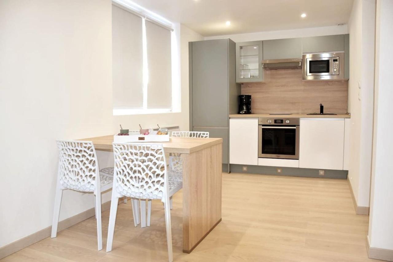 Bel appartement situé quartier Louvre-Bollaert Lens Extérieur photo